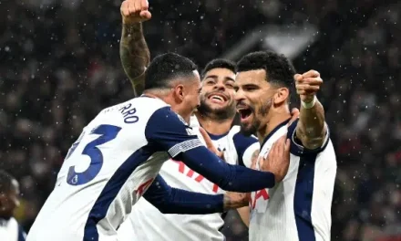 OTRA PESADILLA EN OLD TRAFFORD: Man. United cayó goleado a manos del Tottenham