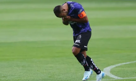 ¡LLUVIA DE GOLES: IDV venció a la U. Católica en un PARTIDAZO