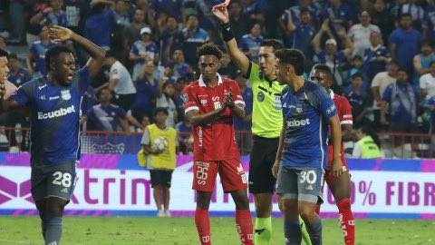 OFICIAL: Emelec exige a la FEF y CNA cambiar a Alex Cajas como el árbitro del partido ante Cumbayá