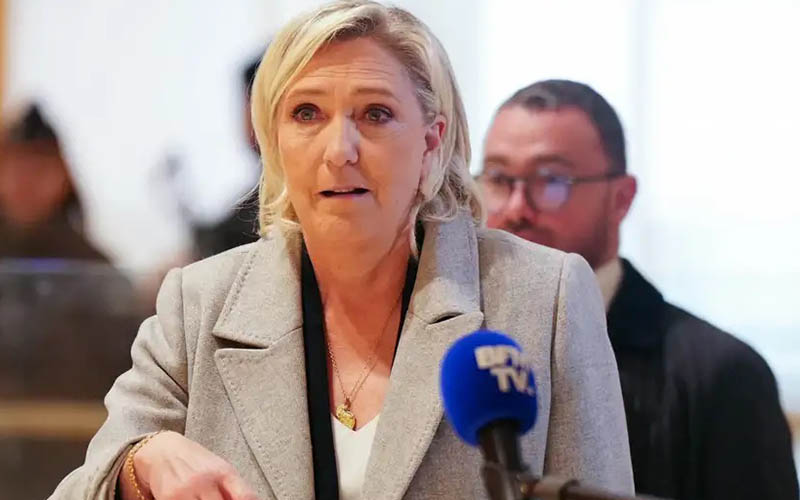 Le Pen, en el banquillo por malversación de fondos europeos