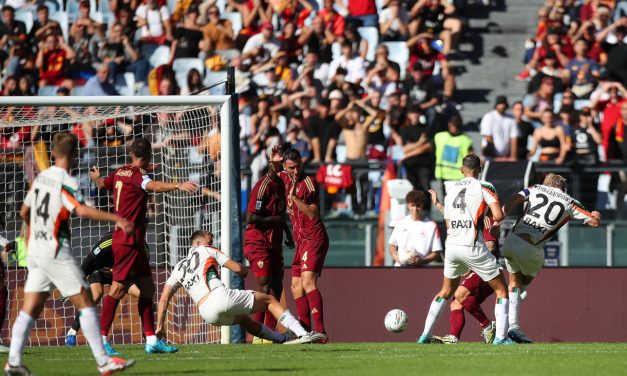 Roma venció por (2-1) al Venezia por una jornada del calcio italiano