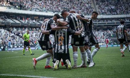 Alan Franco fue titular en la goleada del Atlético Mineiro sobre el Bragantino de José Hurtado en el Brasileirao