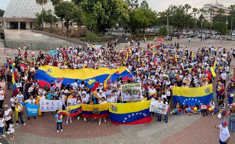 Cancillería habilita plataforma para la regularización de venezolanos