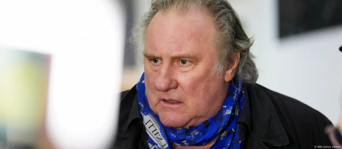 Comienza juicio contra Gérard Depardieu en ausencia