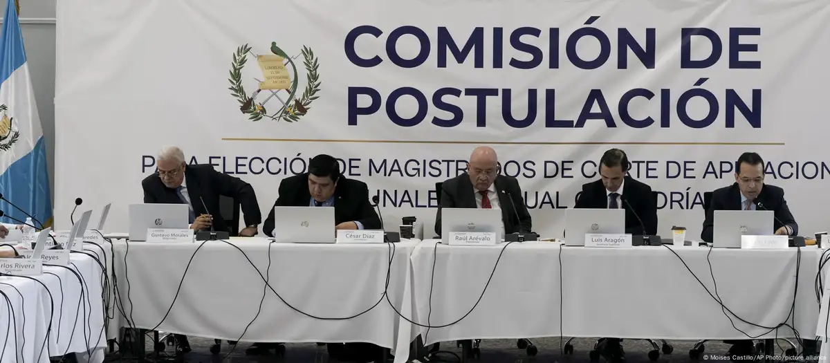 Congreso de Guatemala elige a nuevos jueces de Corte Suprema