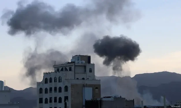 Estados Unidos vuelve a bombardear objetivos en Yemen