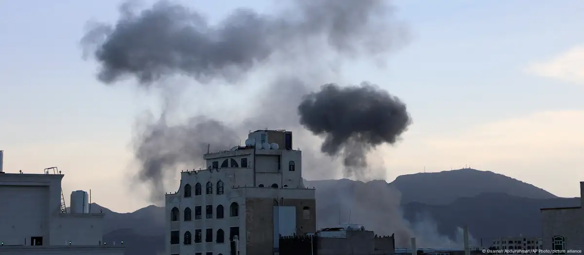 Estados Unidos vuelve a bombardear objetivos en Yemen