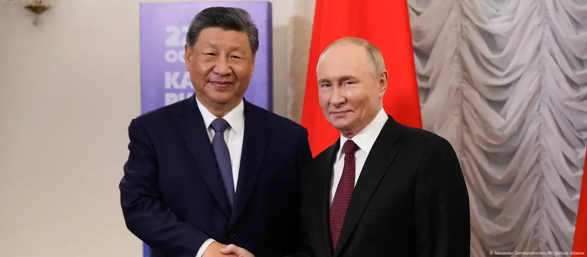 Xi defiende relación con Rusia pese a situación mundial