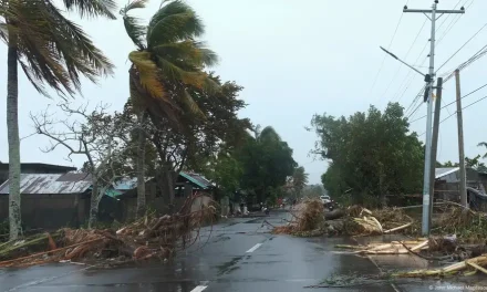 Tormenta Kong-rey amenaza Filipinas después de mortal ciclón