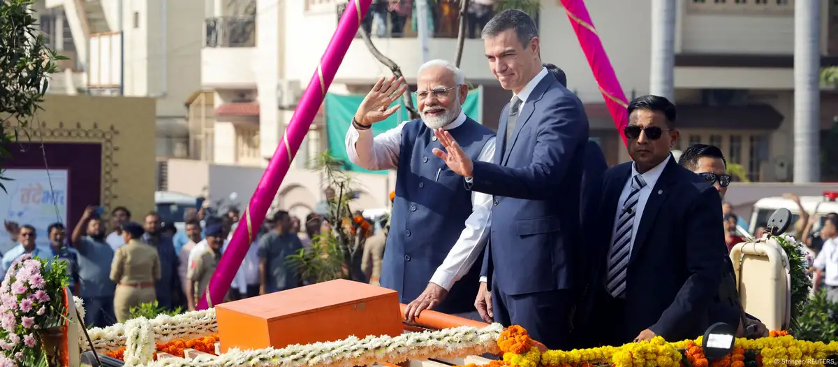 Sánchez y Modi inauguran planta de Airbus en India