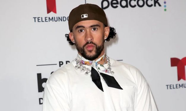 Bad Bunny comparte mensaje de apoyo para latinos afectados por el huracán “Milton”