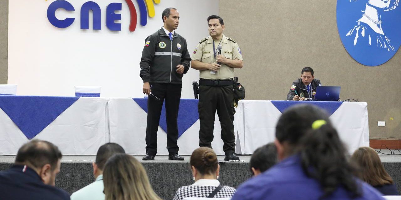 CNE y Policía Nacional capacitaron a organizaciones políticas sobre seguridad