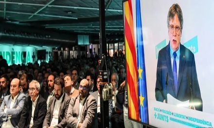 Carles Puigdemont retoma la presidencia de su partido