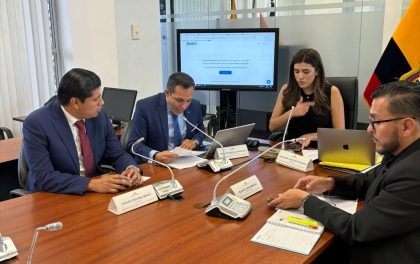 Comisión inicia el tratamiento del proyecto económico urgente para impulsar la iniciativa privada en la transición a energías renovables