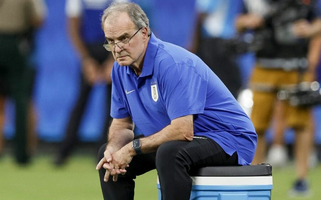 ELIMINATORIAS | La millonaria suma que cobraría Marcelo Bielsa si lo despiden de la Selección de Uruguay