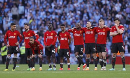 Escándalo en la Premier: Metieron un micrófono en la charla técnica del United