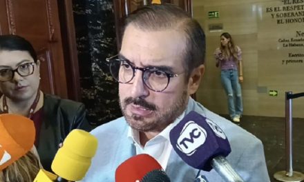 Otto Vera es el candidato del PSC para ocupar la Primera Vicepresidencia de la Asamblea