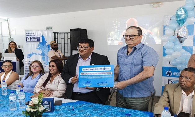 EP DASE y Universidad de Guayaquil firman convenio para que estudiantes contribuyan a la reconstrucción del tejido social