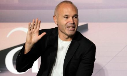 EL FIN DE UNA HISTORIA | Andrés Iniesta colgó los botines oficialmente con la presentación de un documental