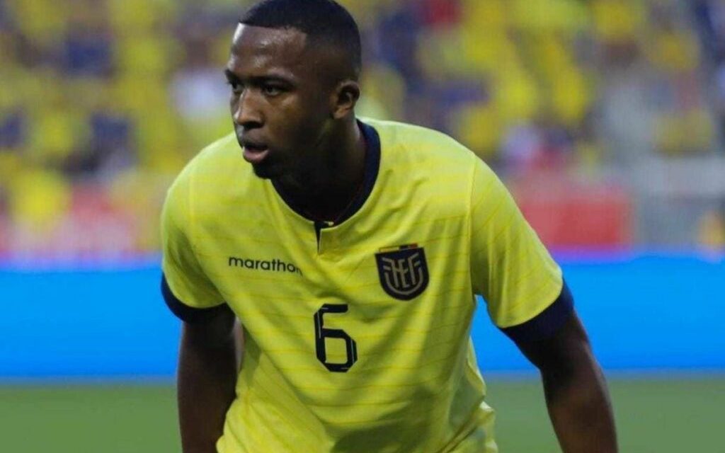 Willian Pacho llegó a Quito y se integra a la selección del Ecuador