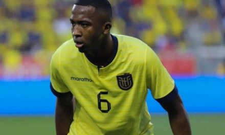 Willian Pacho llegó a Quito y se integra a la selección del Ecuador