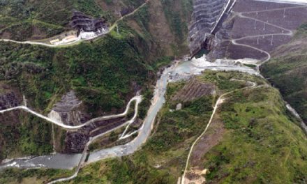 La hidroeléctrica Mazar lleva un día apagada; Paute y Sopladora operan de manera intermitente y al mínimo