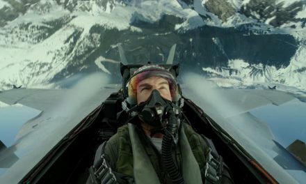 Muere instructor de vuelo de Tom Cruise en “Top Gun: Maverick” durante espectáculo de acrobacias