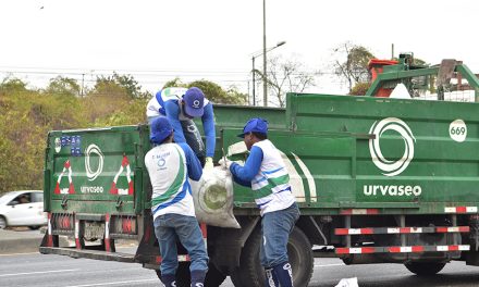 Limpieza profunda recogió 3.000 kg de basura en el viaducto Prosperina – Espol