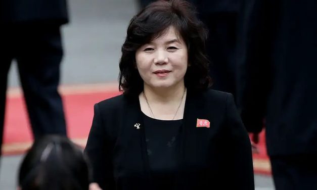 Ministra de RR.EE. norcoreana llega a Rusia