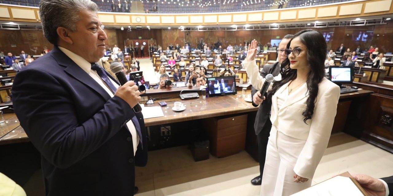 Viviana Veloz asume la presidencia de la Asamblea Nacional