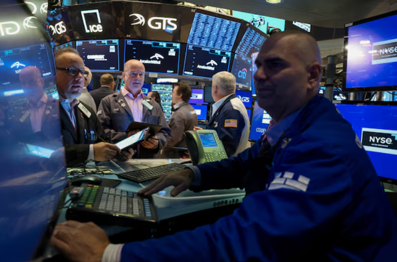 Wall Street gana a medida que la relajación de los rendimientos de los bonos del Tesoro impulsa las megacapitalizaciones