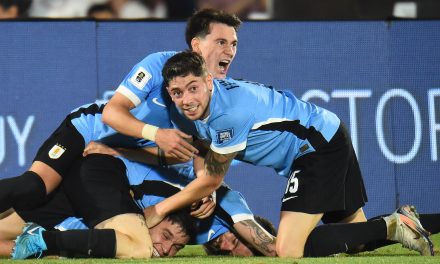 PARTIDAZO EN EL CENTENARIO: Uruguay venció a Colombia en el minuto 101