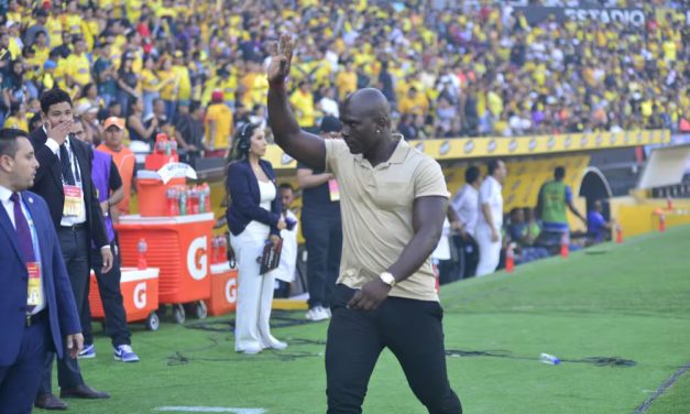 “NUESTRA HINCHADA DEBE ESTAR APOYANDO SIEMPRE”: Segundo Castillo, DT de BSC, en la previa del partido vs Aucas