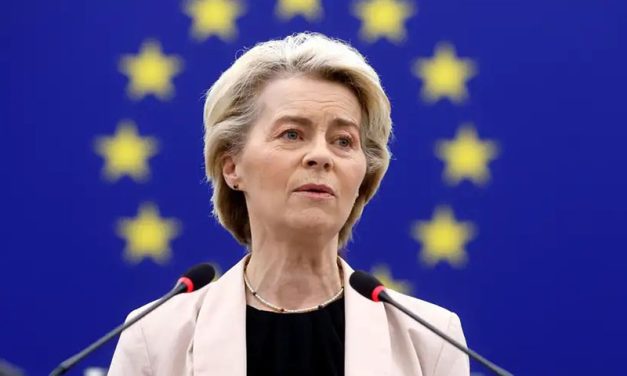 Von der Leyen presenta a su equipo ante la Eurocámara