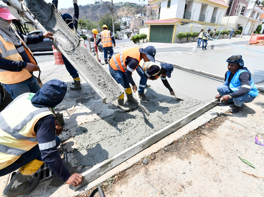 Se reemplazó pavimento rígido en vía de la ciudadela Bellavista