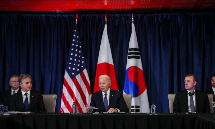 Joe Biden elogió la cooperación con Corea del Sur y Japón en medio de la escalada de tensión con Pyongyang