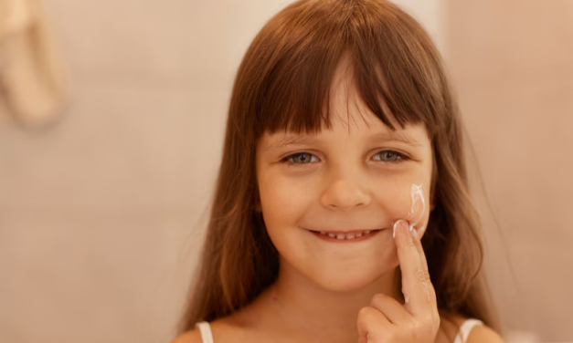 Alerta por las rutinas de skincare en niños: cuáles son los riesgos según los dermatólogos