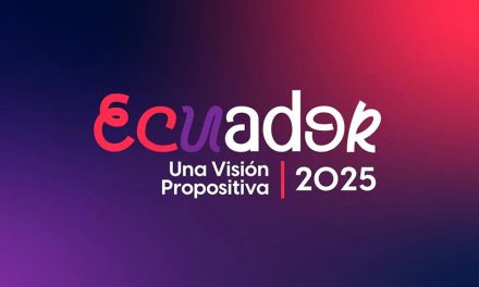 Foro Empresarial “ECUADOR 2025: Una Visión Propositiva”