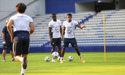 Barcelona y Emelec recibirán los entrenamientos de la Selección de Ecuador por las Eliminatorias