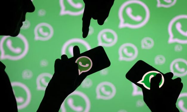 Cuál es el significado del ícono de la bandera en WhatsApp y cómo activarlo