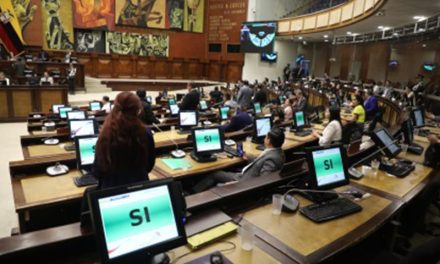 Asamblea condena incendios forestales provocados y hará seguimiento a acciones judiciales presentadas