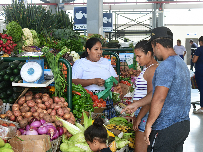 Mercado de Chongón cumple 10 meses de funcionamiento ofreciendo un servicio de calidad a los clientes