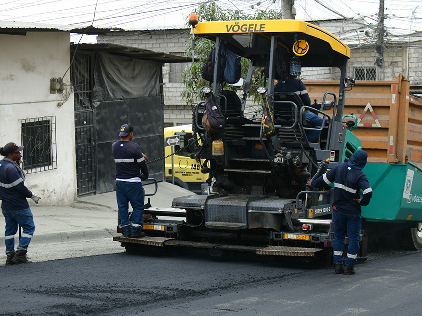 Municipio de Guayaquil mejora la calle principal de la cooperativa Francisco Jácome