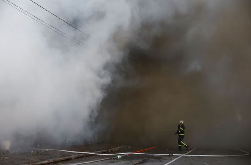 Rusia destruyó la mitad de la capacidad de producción energética de Ucrania en un bombardeo masivo a la red eléctrica de Kiev