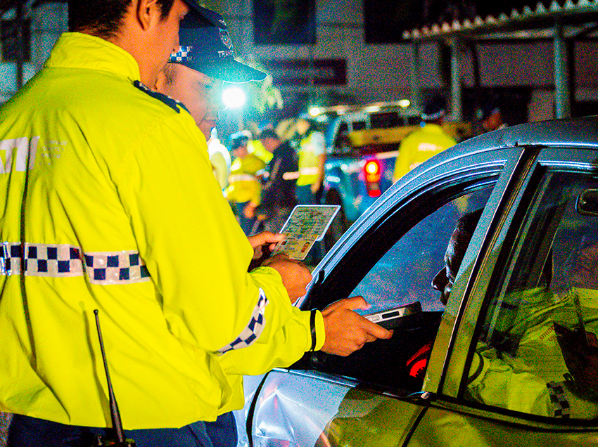 Guayaquil refuerza el control del espacio público con operativo integral en Sauces 8