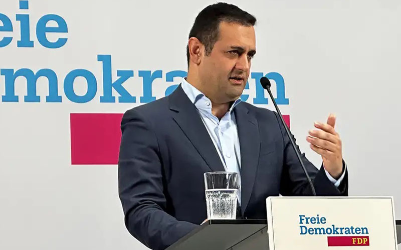 Renuncia el secretario general del FDP en Alemania