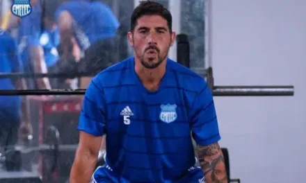 Erbes rechazó renovar con Emelec: Jugará en la Segunda División de Argentina