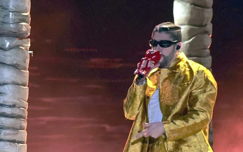 Bad Bunny anuncia fecha de su nuevo disco “Debí Tirar Más Fotos”