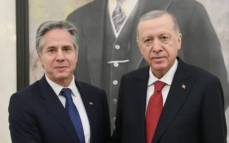 Blinken y Erdogan abordan en Ankara la situación en Siria