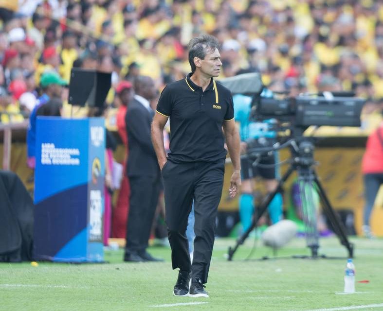 NO SE GUARDÓ NADA: Fabián Bustos “No merecíamos perder la primera final en el Monumental”